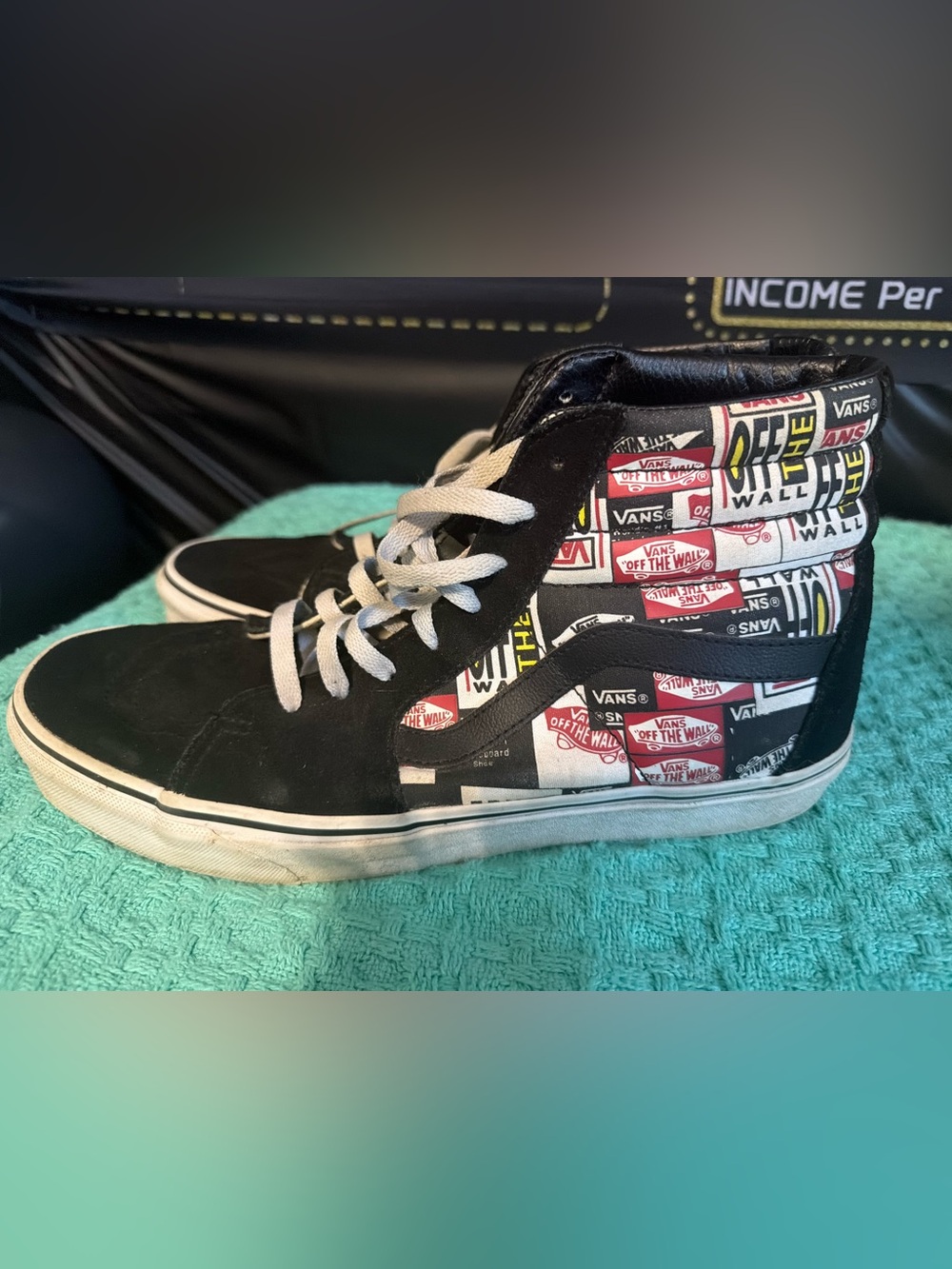 Vans Kids Black and White Logo-Print High-Top Sneakers